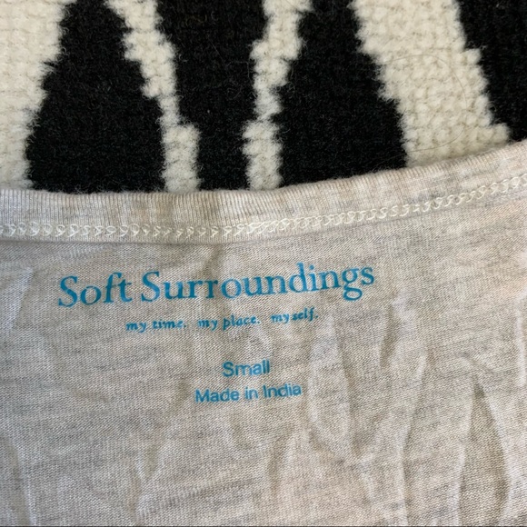 Soft Surroundings Heathered Jersey Knit Embroidered Tunic Top Size Small - Picture 9 of 12